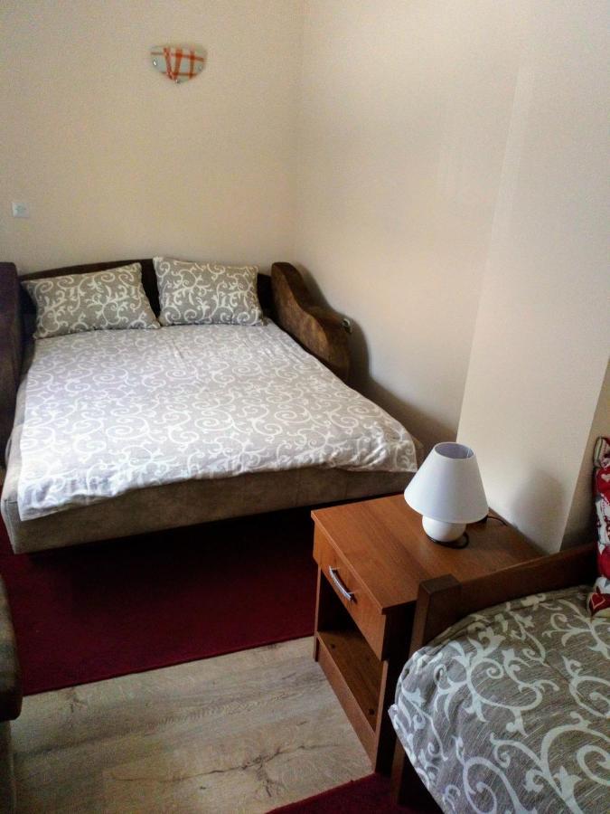 Guest House Green View Pirot Luaran gambar