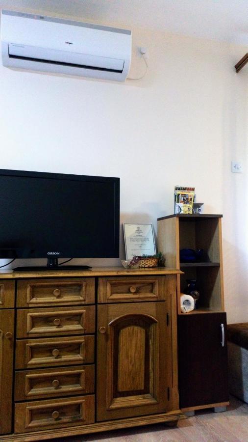 Guest House Green View Pirot Luaran gambar